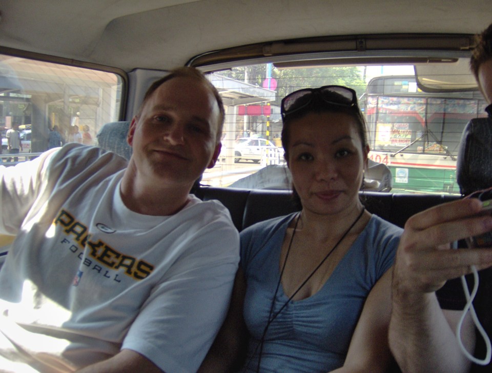 Travelling with Jon Joy and Kel from Manila to Baguio City, Joys home.